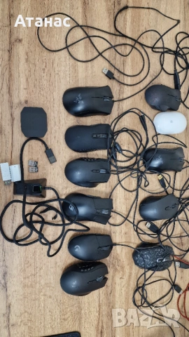 Лот 11 бр. геймърски лот мишки Razer, Logitech, ASUS + Оригинални аксесоари, снимка 3 - Клавиатури и мишки - 54346907