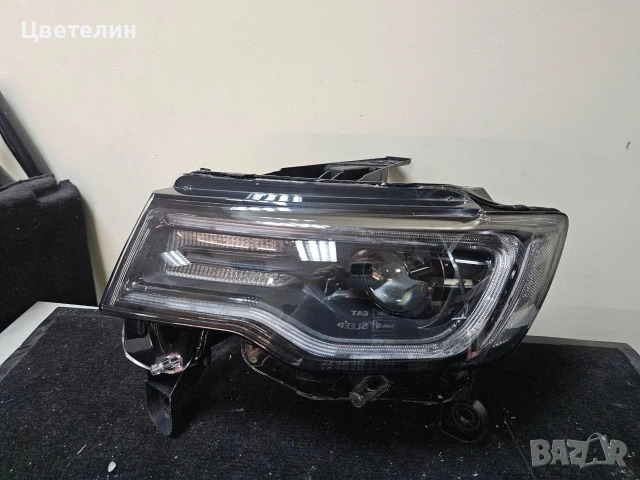 Ляв фар Jeep Grandcherokee wk2 lqv far джип гранд чероки вк2, снимка 4 - Части - 54746595