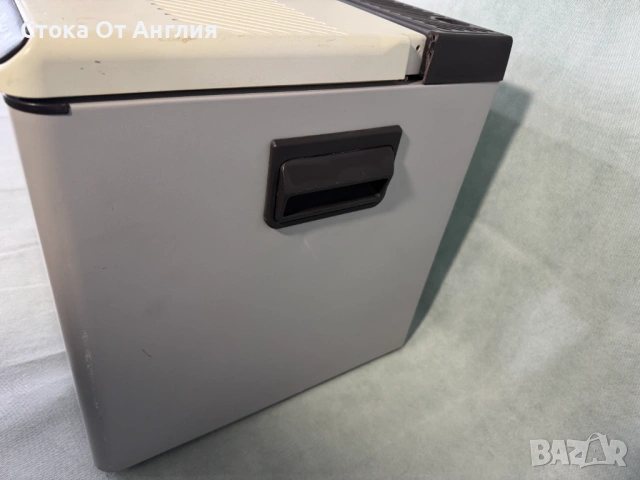 Хладилник / ракла / ток- Electrolux 12V-220V / ГАЗ / 33L, снимка 4 - Хладилници - 54625450