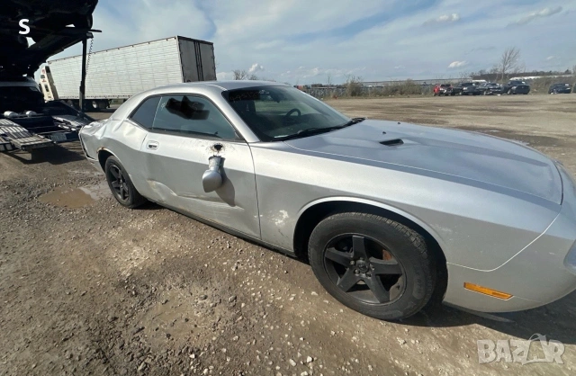 Dodge Challenger V6 , снимка 7 - Автомобили и джипове - 55069069