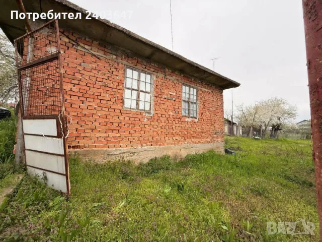 Продавам имот със сграда,гараж и парцел в с.Червена вода област Русе, снимка 8 - Къщи - 53133077