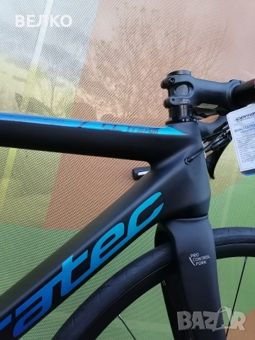 Шосеен велосипед Corratec Team - 2x11 * 48 см * Карбон * Shimano Ultegra * Ново, снимка 9 - Велосипеди - 53950713