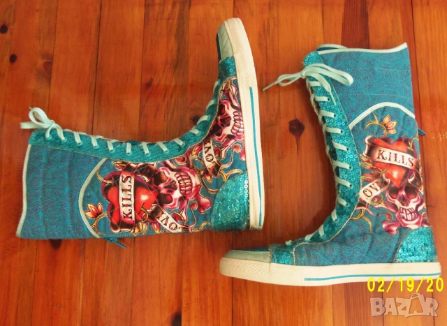 Ed Hardy оригинални дамски кецове UK7,5 /41, снимка 4 - Кецове - 54374125