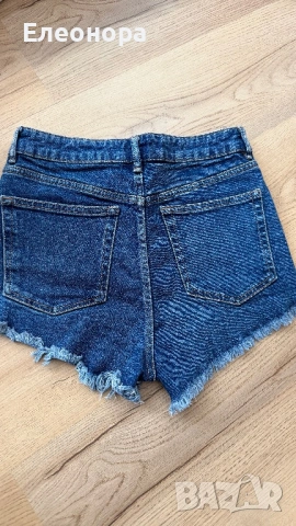 Дамски дънкови къси гащи ZARA, снимка 2 - Дънки - 54779776