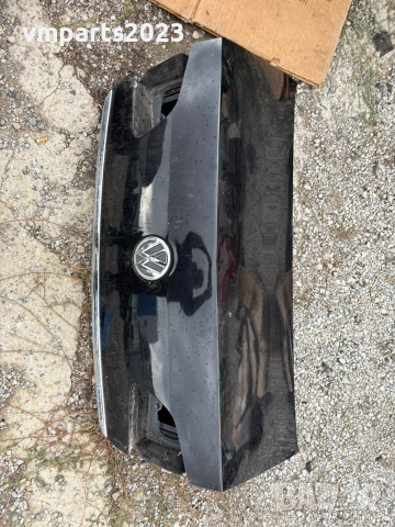 заден капак багажник VW Passat B7 черен, снимка 3 - Части - 54601843