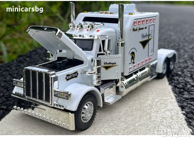 Американски влекач 1:24 , снимка 6 - Колекции - 54222392