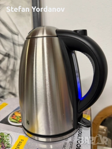 Модерна електрическа кана WMF Stelio 1.7 L , снимка 2 - Кани - 54591326