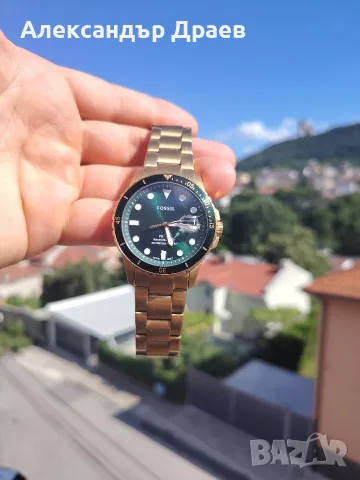 ⌚ Продавам мъжки часовник Fossil
Стилен мъжки часовник Fossil с метална златиста верижка и черен циф, снимка 2 - Мъжки - 55423057