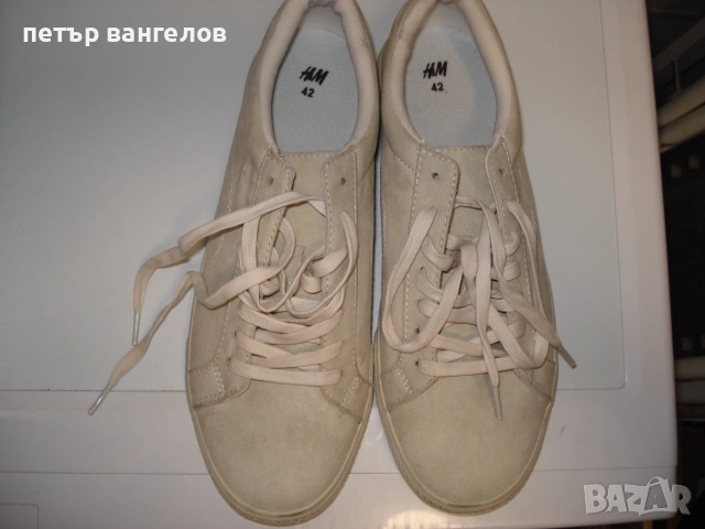 Продавам спортни обувки 