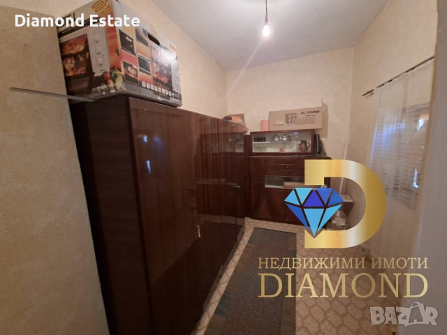 Едноетажна къща в село Целина, общ. Чирпан, снимка 9 - Къщи - 55200545