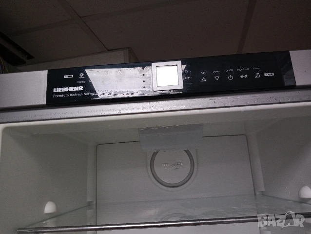 Иноксов комбиниран хладилник с фризер Liebherr A+++ Made in Germany 2 години Гаранция!, снимка 4 - Хладилници - 54002881