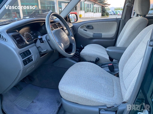 Suzuki grand vitara 4x4 2.0 i , снимка 7 - Автомобили и джипове - 54461074