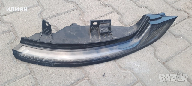 десен стоп за Porsche 911 992 Carrera 2019 2020 2021 2022 992945092E