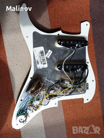Fender пикгард с електроника., снимка 2 - Китари - 54201927