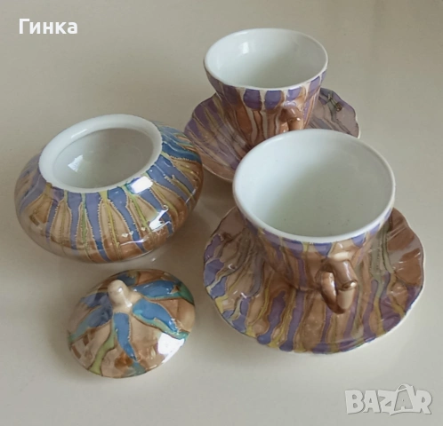 Чаши за кафе и захарница 