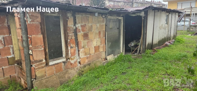 Къща в гр. Левски, снимка 11 - Къщи - 54064819