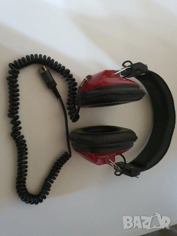 Заяавени-Слушалки Universum 