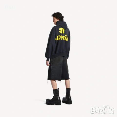 Оригинално худи Balenciaga Tape Type Ripped Pocket Hoodie (Размер XL), снимка 2 - Суичъри - 54640539