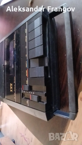 ITT 531 Cassete Recorder, снимка 5 - Радиокасетофони, транзистори - 54730150