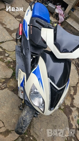 скутер 50 кубика , снимка 6 - Мотоциклети и мототехника - 54191090