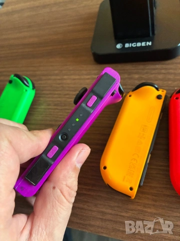 Nintendo Switch JoyCon + Докинг станция, снимка 6 - Nintendo конзоли - 54251157