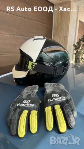 каска и ръкавици Husqvarna Svartpilen, снимка 6 - Спортна екипировка - 55683689