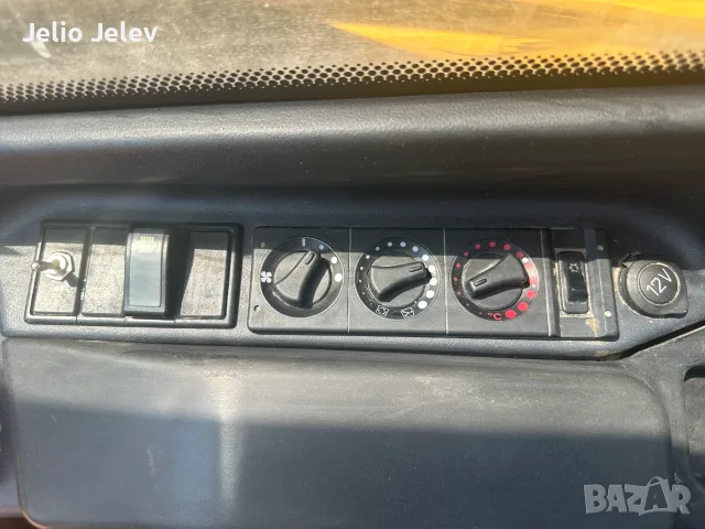 Телескопичен товарач Caterpillar TH337C, снимка 6 - Селскостопанска техника - 55672557