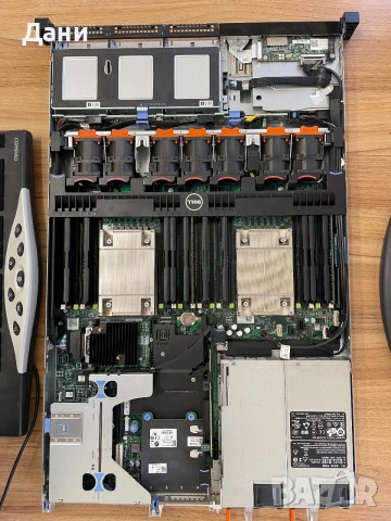 Сървър Dell R630 - 2x E5-2670v3 32GB RAM 2x750W, снимка 4 - Работни компютри - 55228754