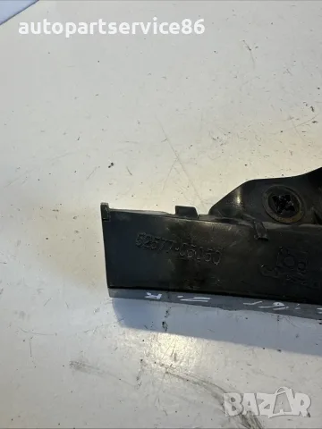 Конзола за задна броня дясна страна за Toyota Avensis 1.6 D4D (2016) 52577-05050 OEM, снимка 2 - Части - 55571234