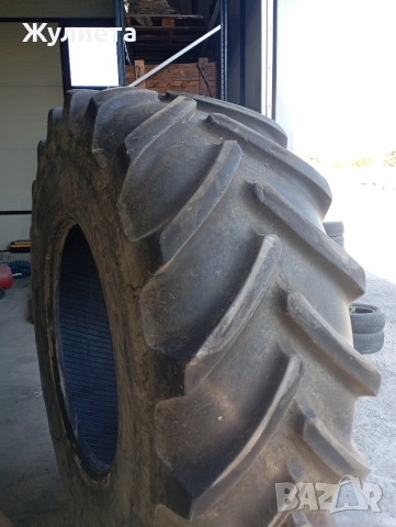 гума за трактор 650/85R38, снимка 2 - Селскостопанска техника - 55290619