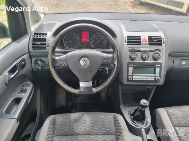 VW Touran 1.4tsi 140к.с. facelift 2009г. се продава на части, снимка 3 - Автомобили и джипове - 55085082
