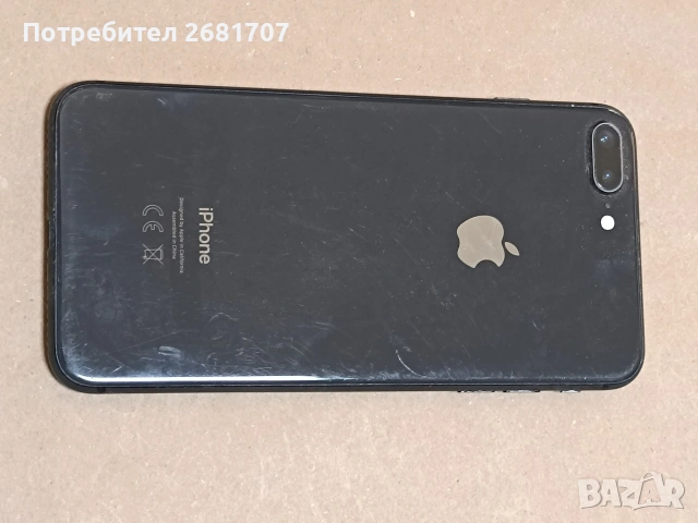 телефон iPhone 8+