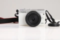 Canon EOS M100 с 22mm f/2 STM, снимка 1