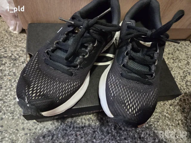 Маратонки NIKE, Under Armour, снимка 11 - Маратонки - 55585686