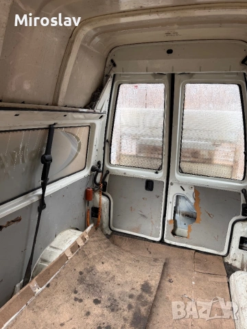 VW Transporter t4, снимка 8 - Бусове и автобуси - 54247653