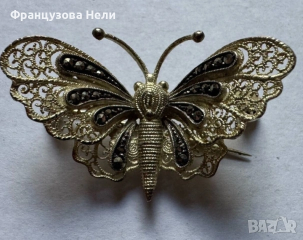 Стара сребърна брошка