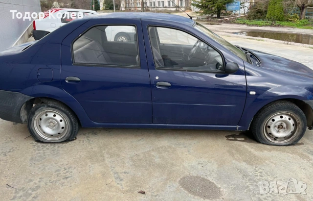 Дачия Логан, снимка 10 - Автомобили и джипове - 54112801