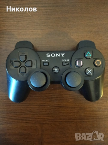 Продавам оригинален джойстик за Playstation 3(PS3)