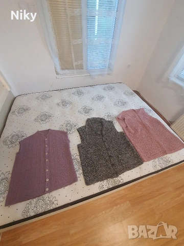 Плетени дамски елеци 