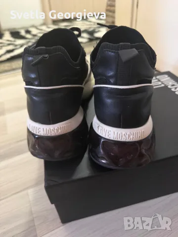 Оригинални маратонки Love Moschino , снимка 4 - Маратонки - 55314551