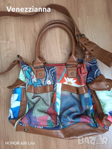 DESIGUAL Чанта  - лятна, цветна и атрактивна, снимка 2 - Чанти - 54725312