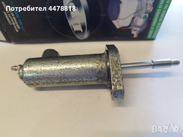 Горна помпа за съединител на на MERCEDES w123 бус 207 208, снимка 2 - Бусове и автобуси - 54549794