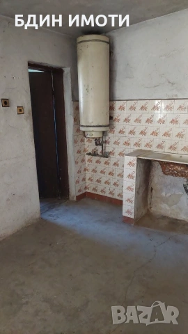 Продавам къща с двор с. Антимово, общ. Видин, снимка 13 - Къщи - 55175721