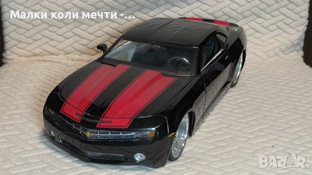метална кола Chevrolet Camaro - 2006.  Мащаб 1:18