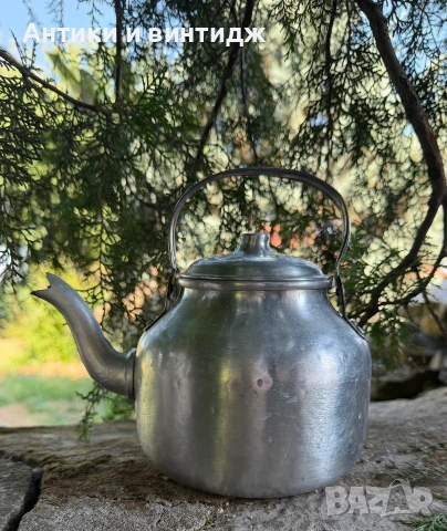 Ретро алуминиев чайник AHMAD TEA (с щампа звезда) колекционерски, снимка 4 - Други ценни предмети - 55118681
