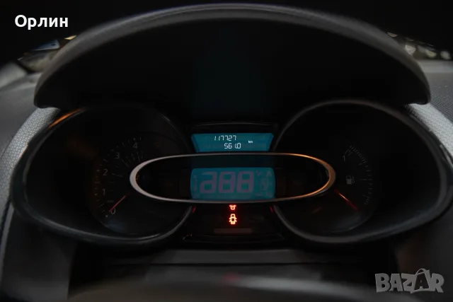 Renault Clio 4 1.5D, снимка 6 - Автомобили и джипове - 55394521