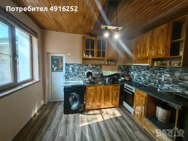 Продавам къща в с. Реброво, обл. София, снимка 10 - Къщи - 55630715
