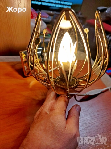 Настена лампа, снимка 5 - Настолни лампи - 54014318