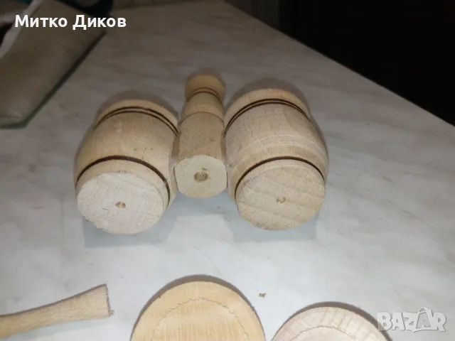 Солница дървена две чашки с лъжичка нова Орешак, снимка 6 - Прибори за хранене, готвене и сервиране - 55513220