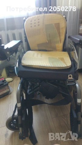 Продавам тежка автоматична (акумулаторна) инвалидна количка. Количката е стабилна, но има технически, снимка 10 - Инвалидни колички - 54980625
